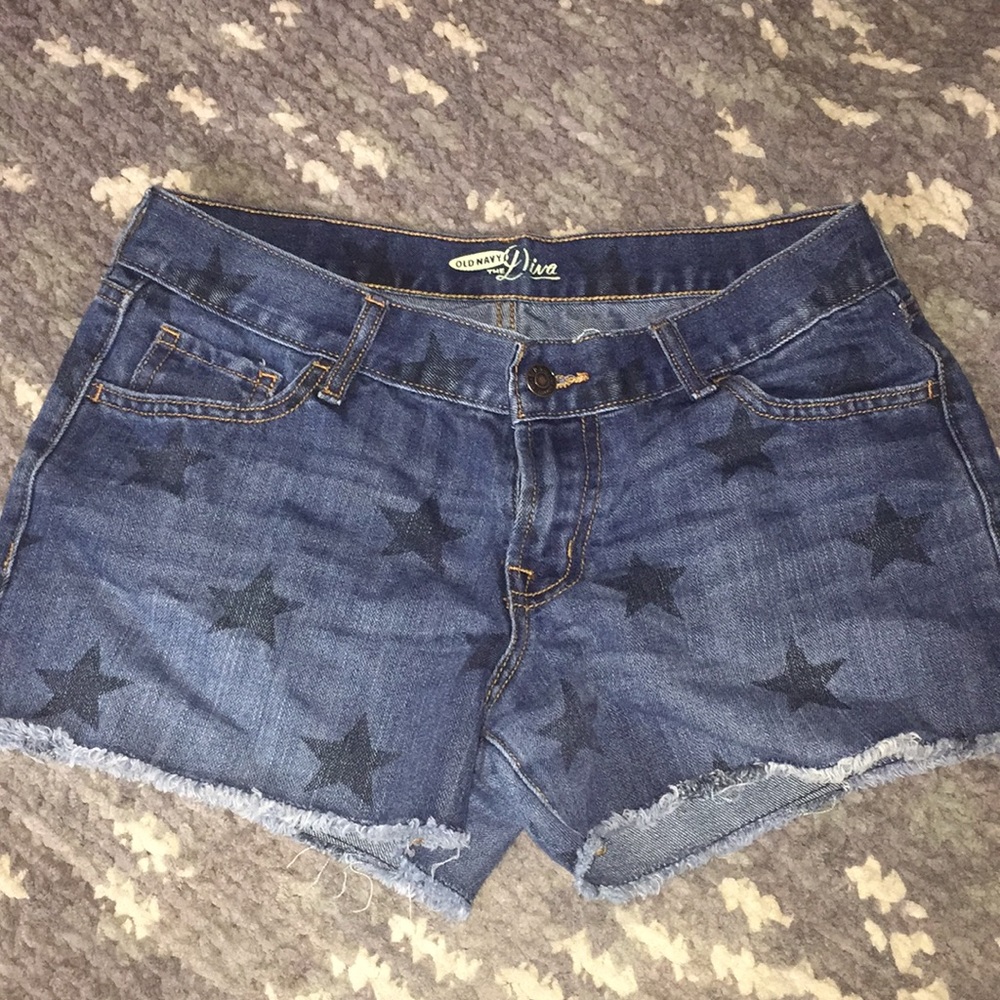 Super adorable blue Jean shorts with stars